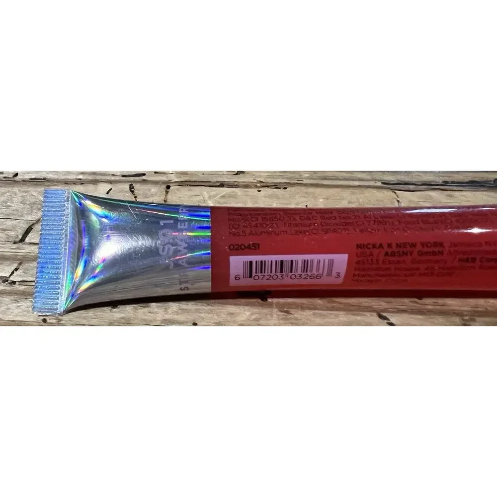 NK JS01 Strawberry Juicy Lip Shimmer Gloss - NEW
